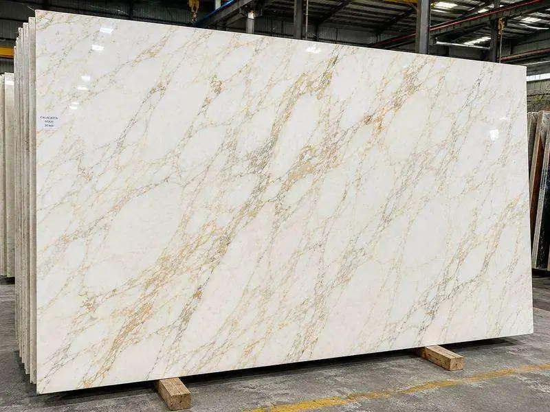 Calacatta Gold (Imported) thumbnail - Angle 3